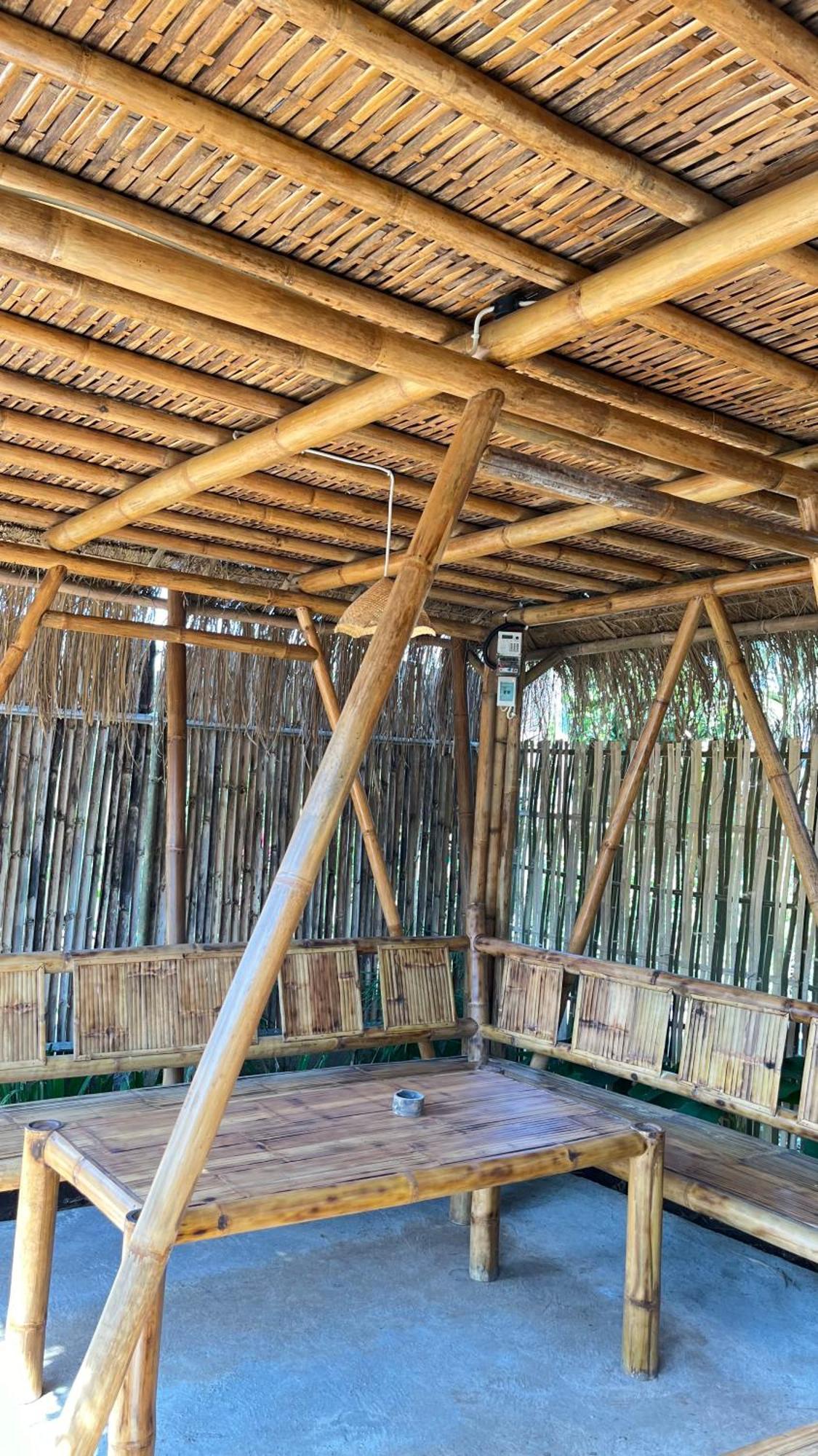 El Bamboo Guesthouse Jambu  Екстер'єр фото